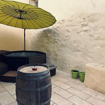 Bed and Breakfast La Babayaga Capestang Exterior foto