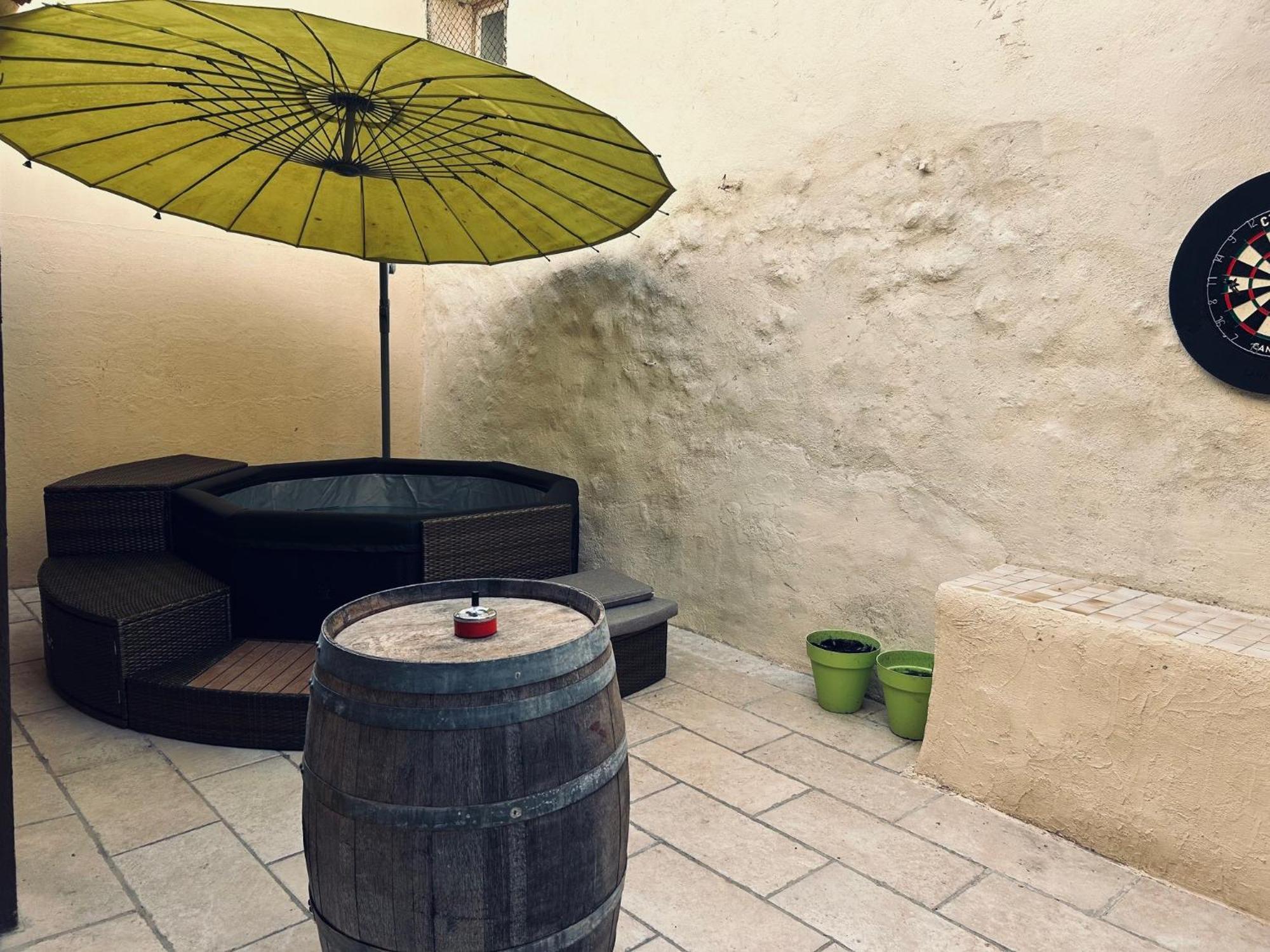 Bed and Breakfast La Babayaga Capestang Exterior foto